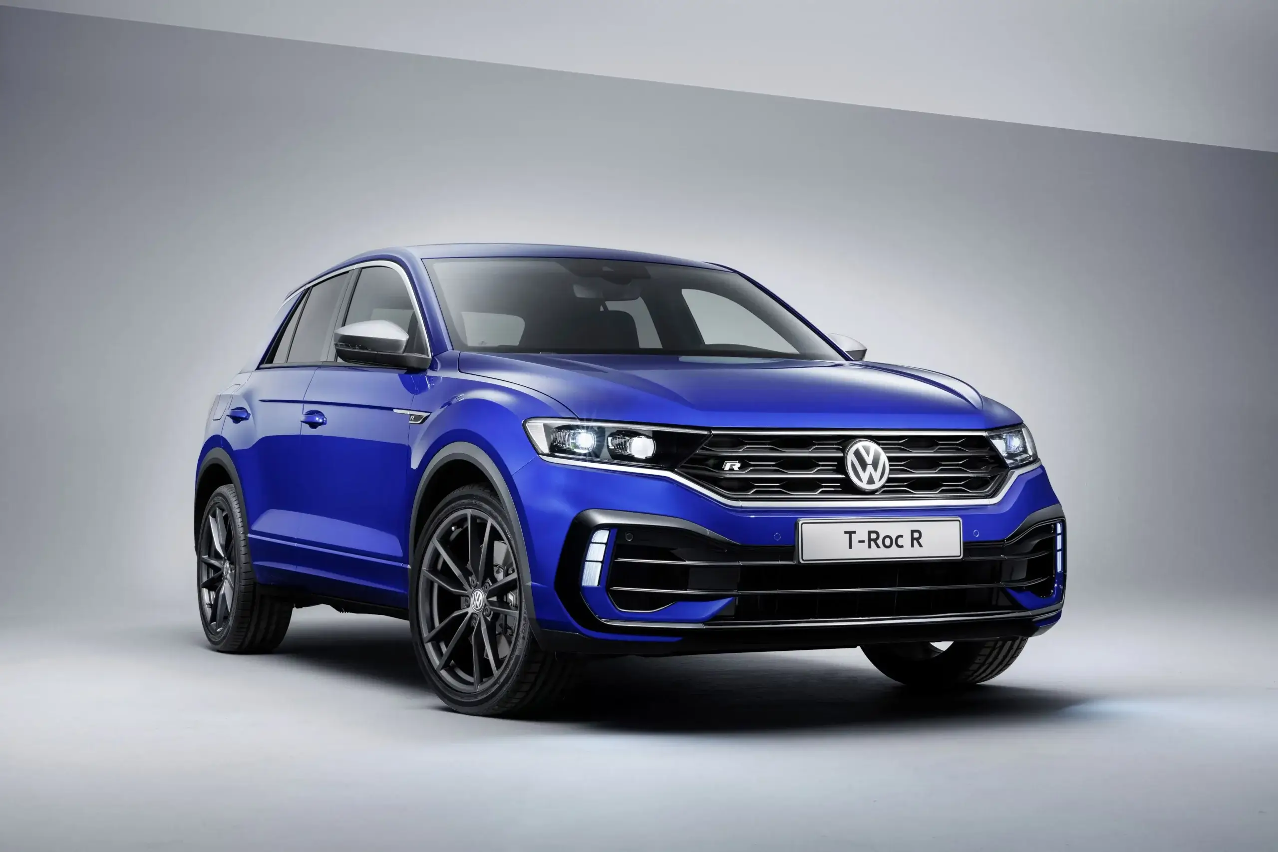 Recenze Volkswagen T-Roc: Městské SUV s Charakterem