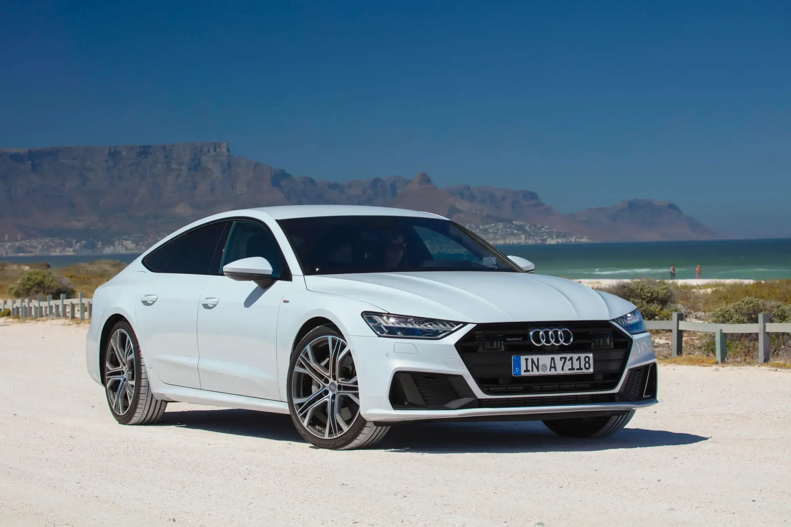 Kompletní recenze Audi A7: Spojení elegance a výkonnosti