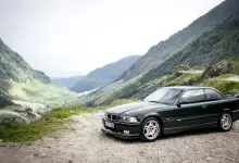 Recenze BMW E36 - Sportovní sedan pro každodenní radost z jízdy