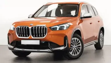 BMW X1 Recenze: Jak Si Tento Kompaktní SUV Pořád Stojí Na Vrcholu?