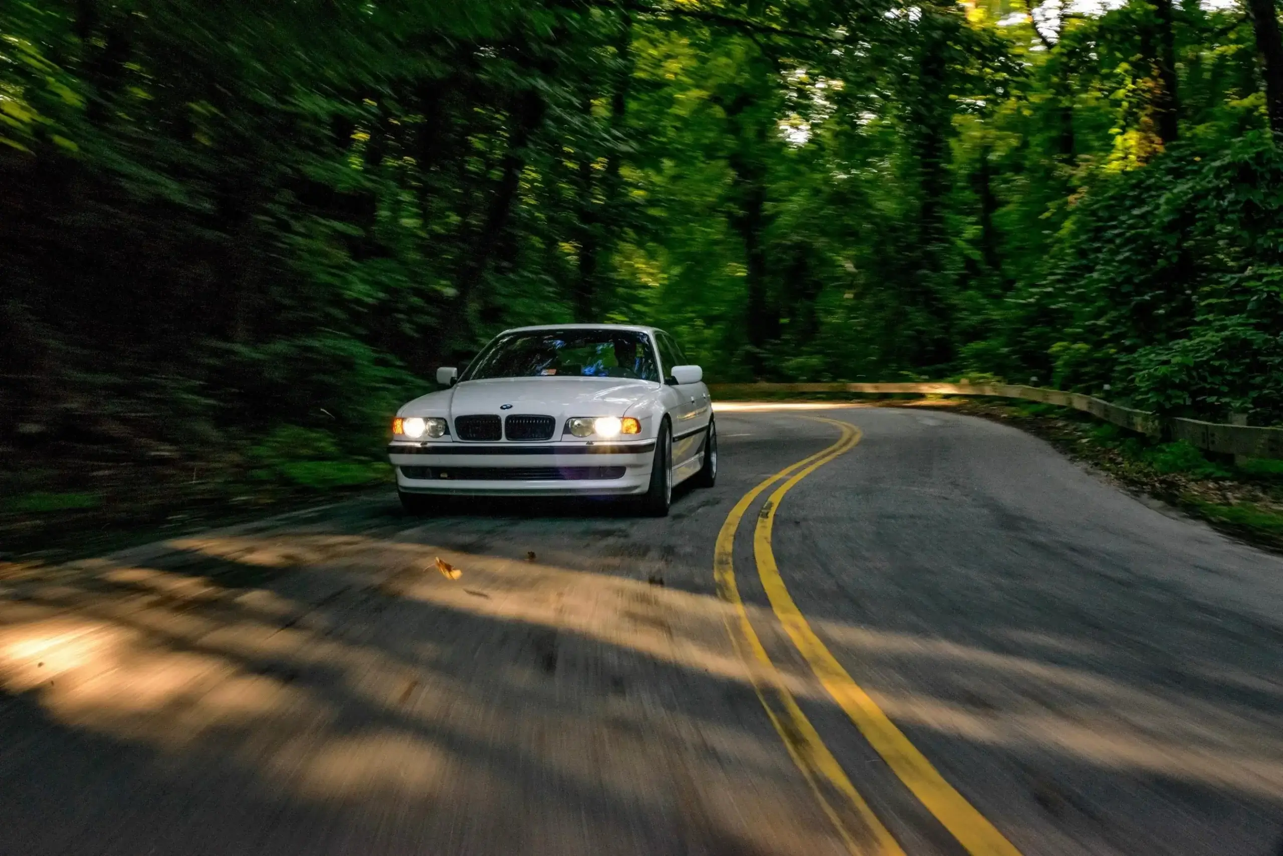 Ekonomika BMW E38