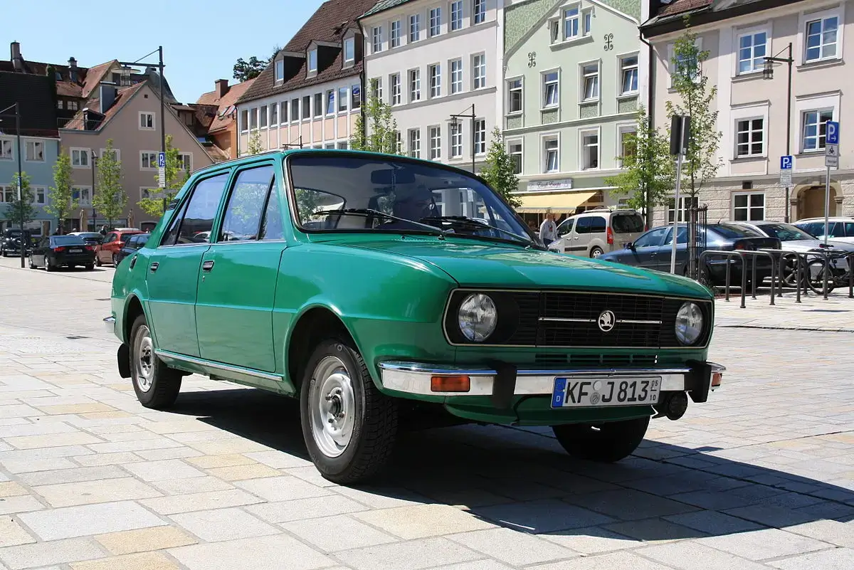 Exteriér Škoda 105