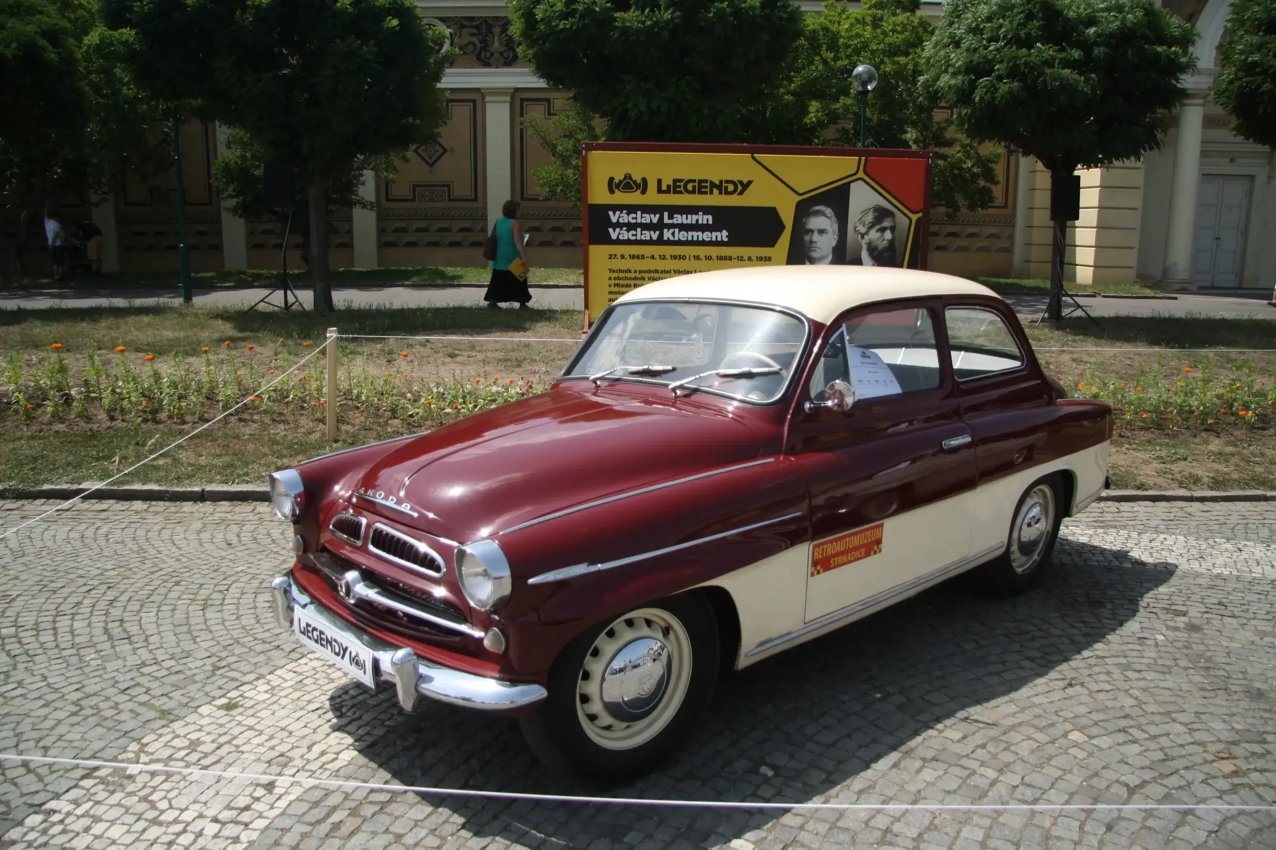 Exteriér Škoda Spartak 440