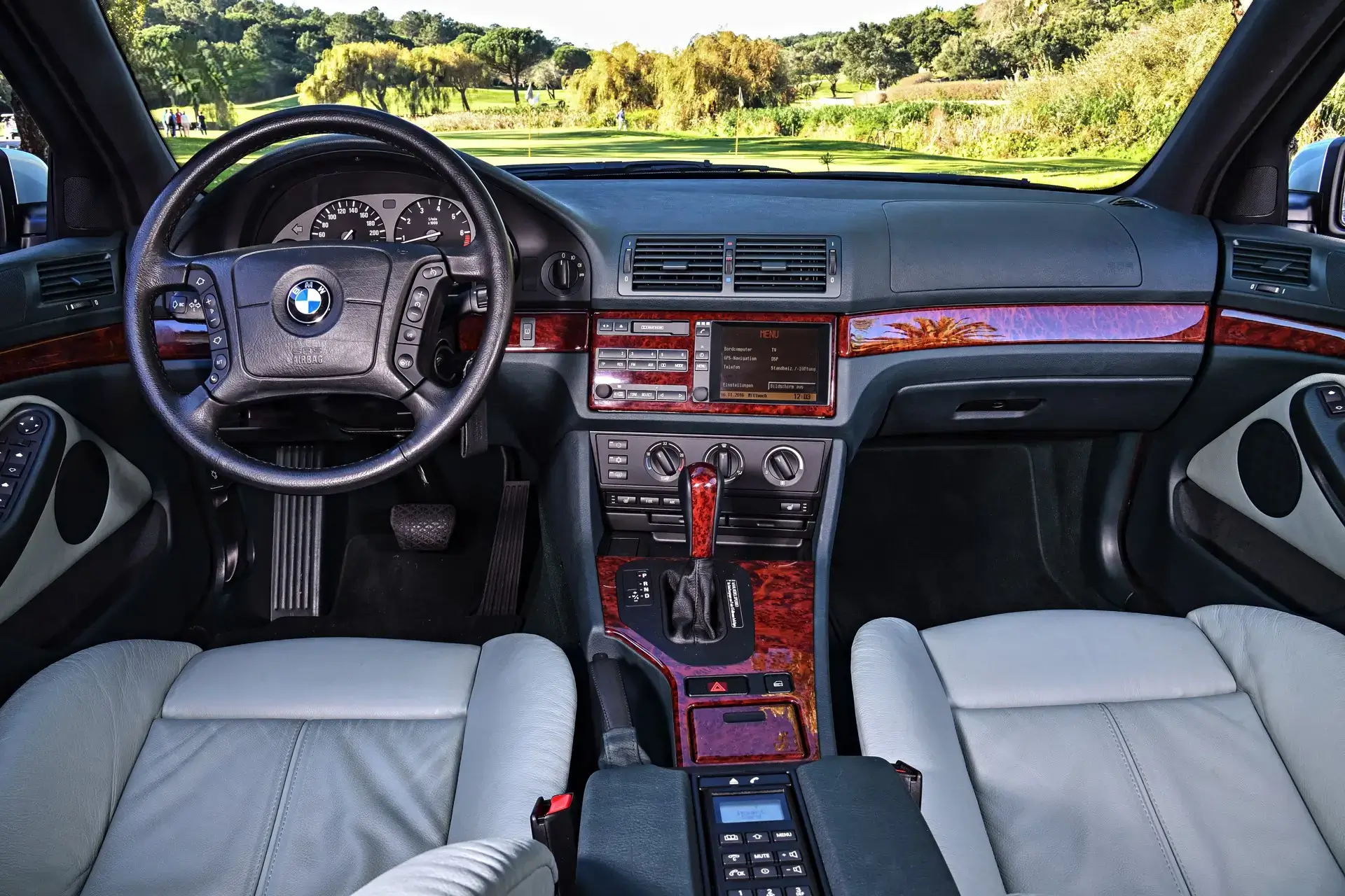 Interiér BMW E39