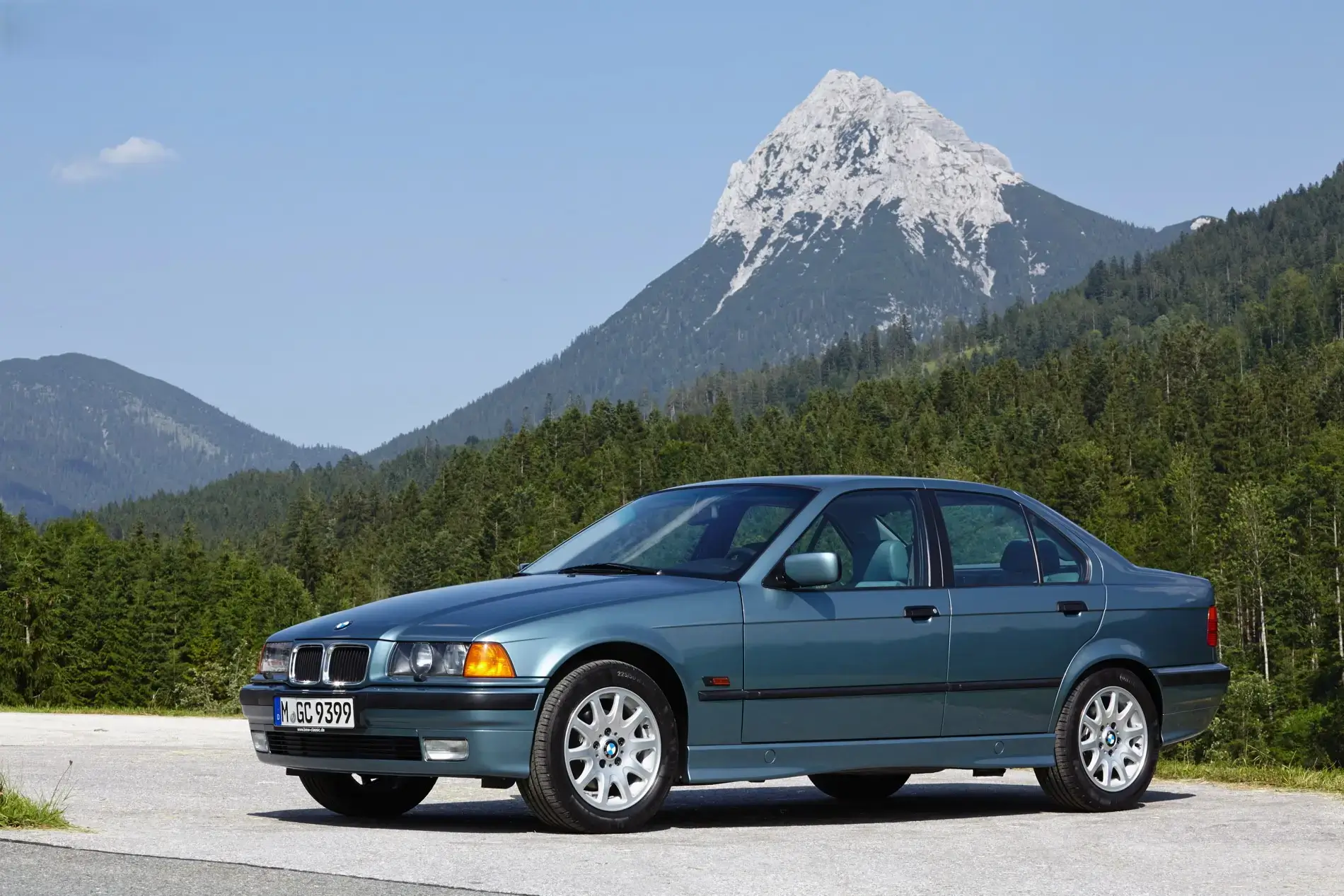 Jedinečné vlastnosti BMW E36