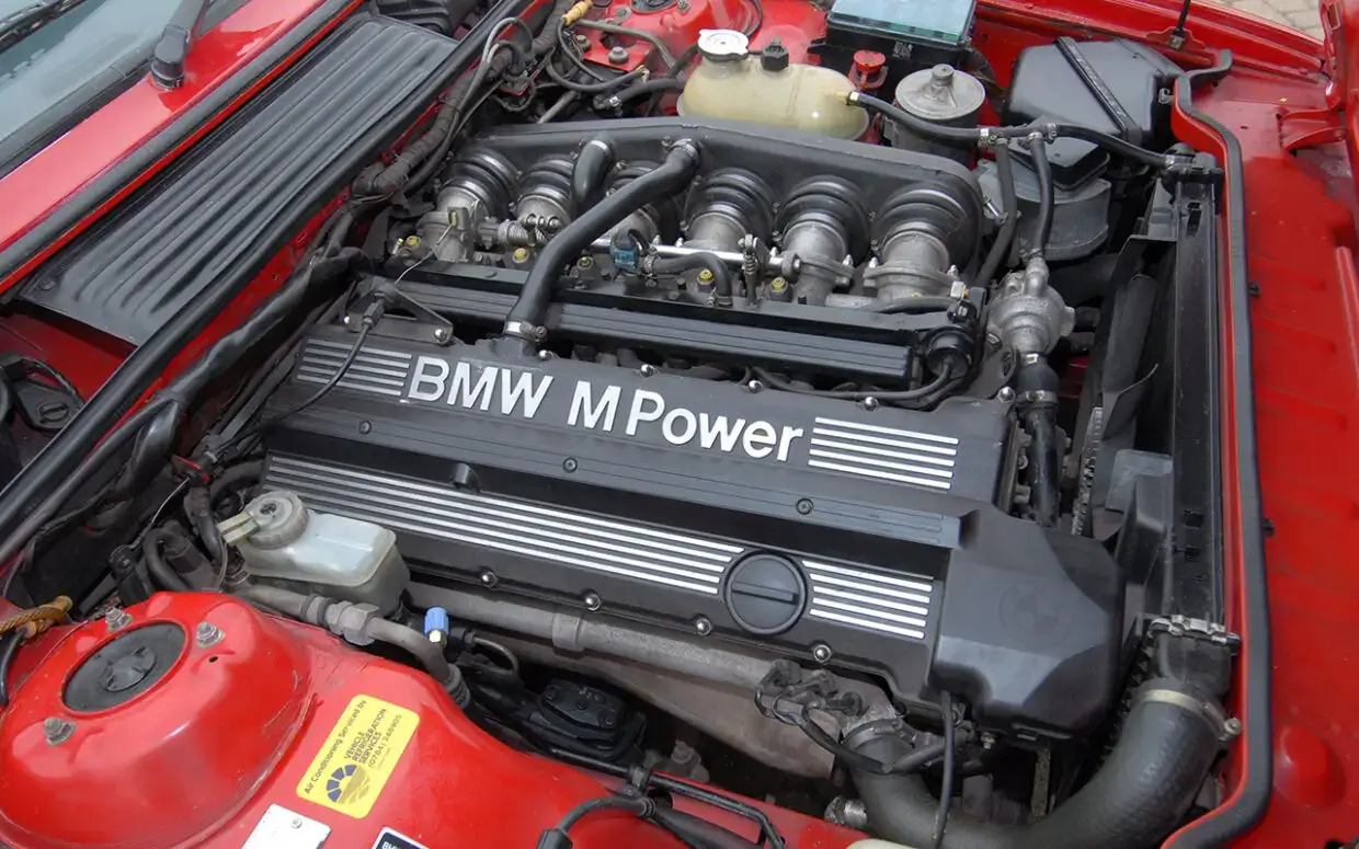 Motor BMW E24