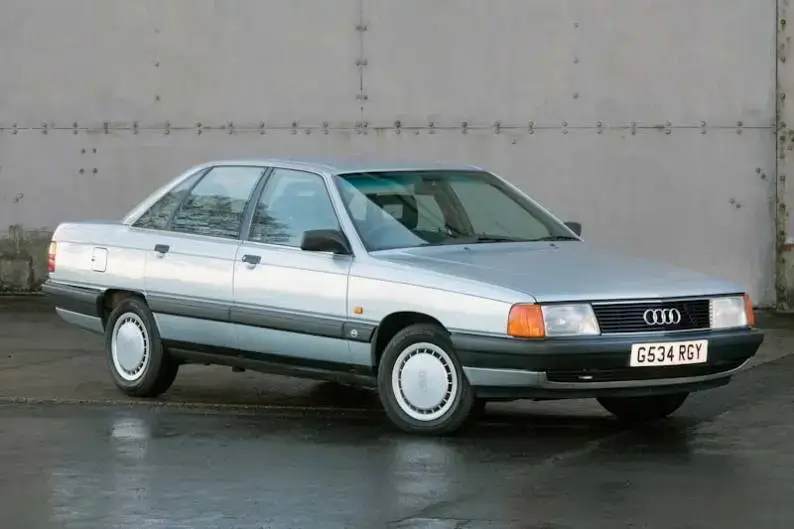 Recenze Audi 100 – klasika, která formovala tvář značky