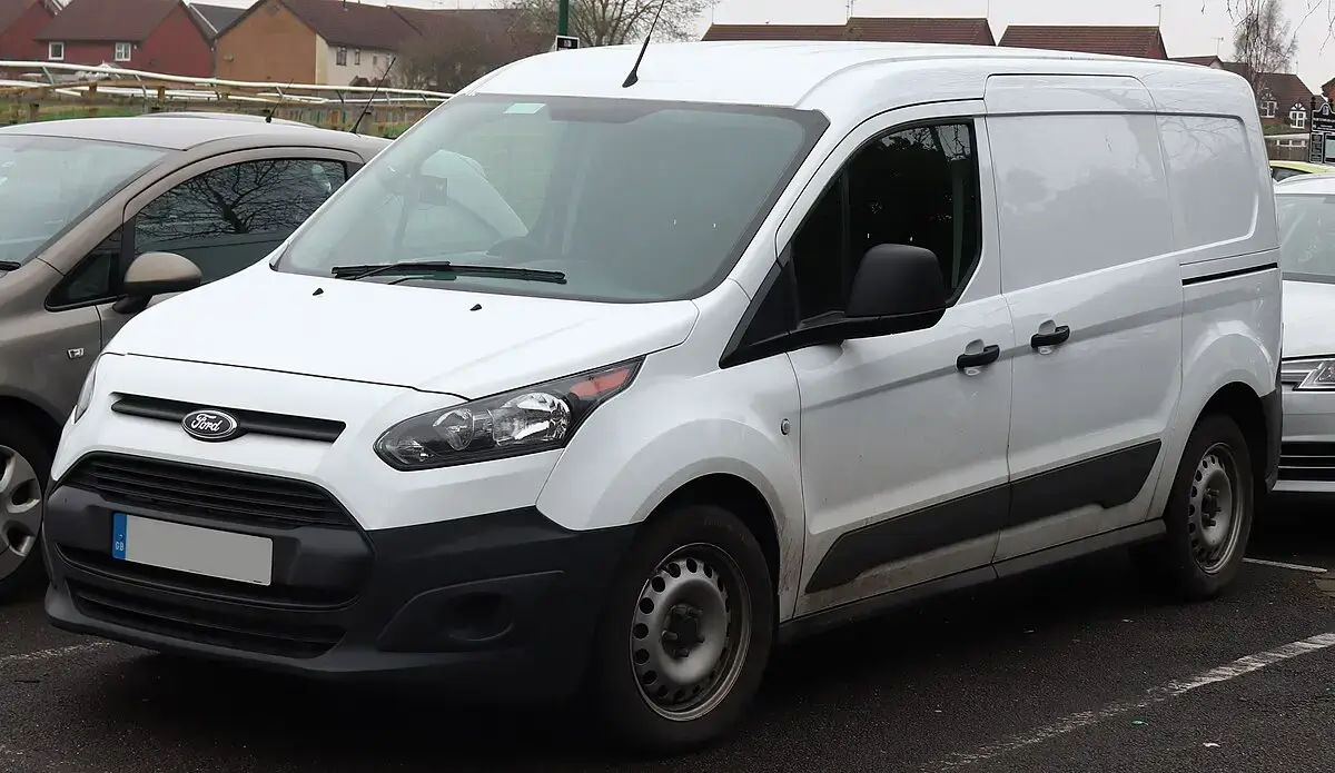 Recenze Ford Transit Connect: Efektivní dodávka s duší osobního vozu