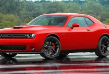 Recenze Dodge Challenger: Svalnatá ikona na silnicích