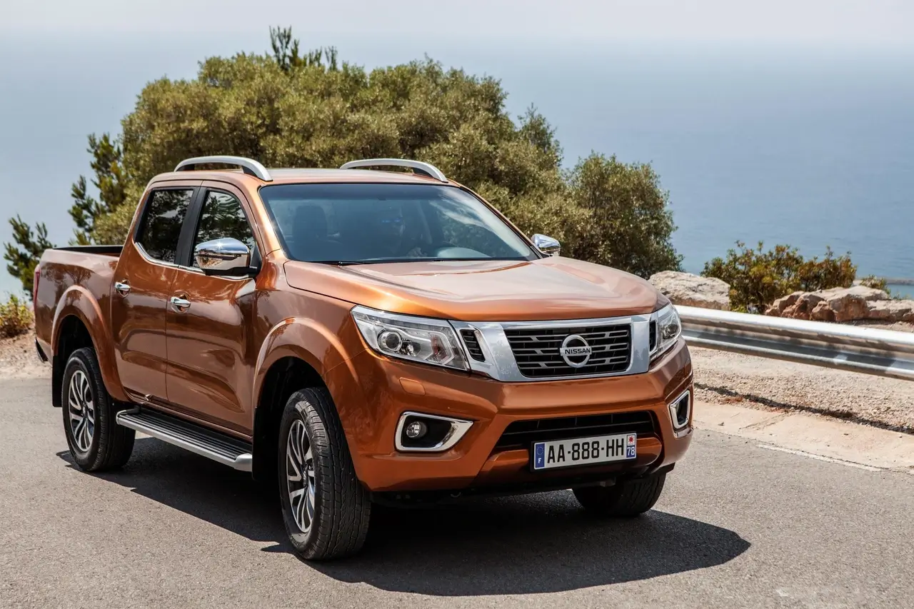 Exteriér Nissan Navara