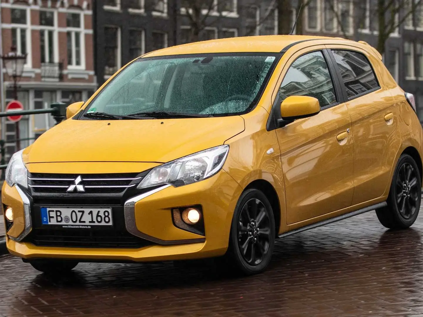 Recenze Mitsubishi Space Star – Malý vůz, který šetří peněženku i místo