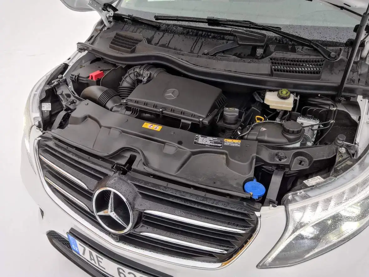 Motor Mercedes V